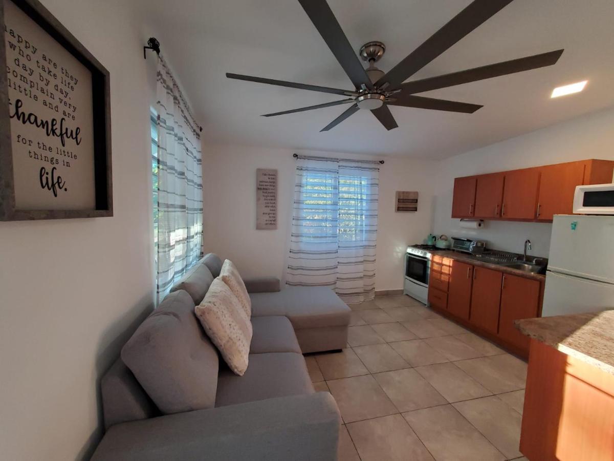 Aguadilla Sunrise Apt With Ac Wifi 8 Minute Walk From Crashboat Beach Exterior foto